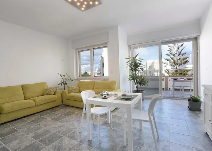 Lulia אוטרנטו